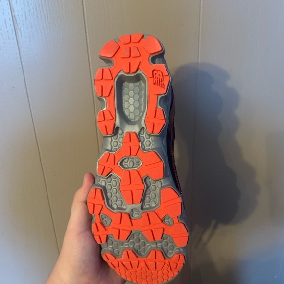 New Balance 750V3 purple & grey lace up athletic running shoe size women’s 9.5 - Picture 5 of 7